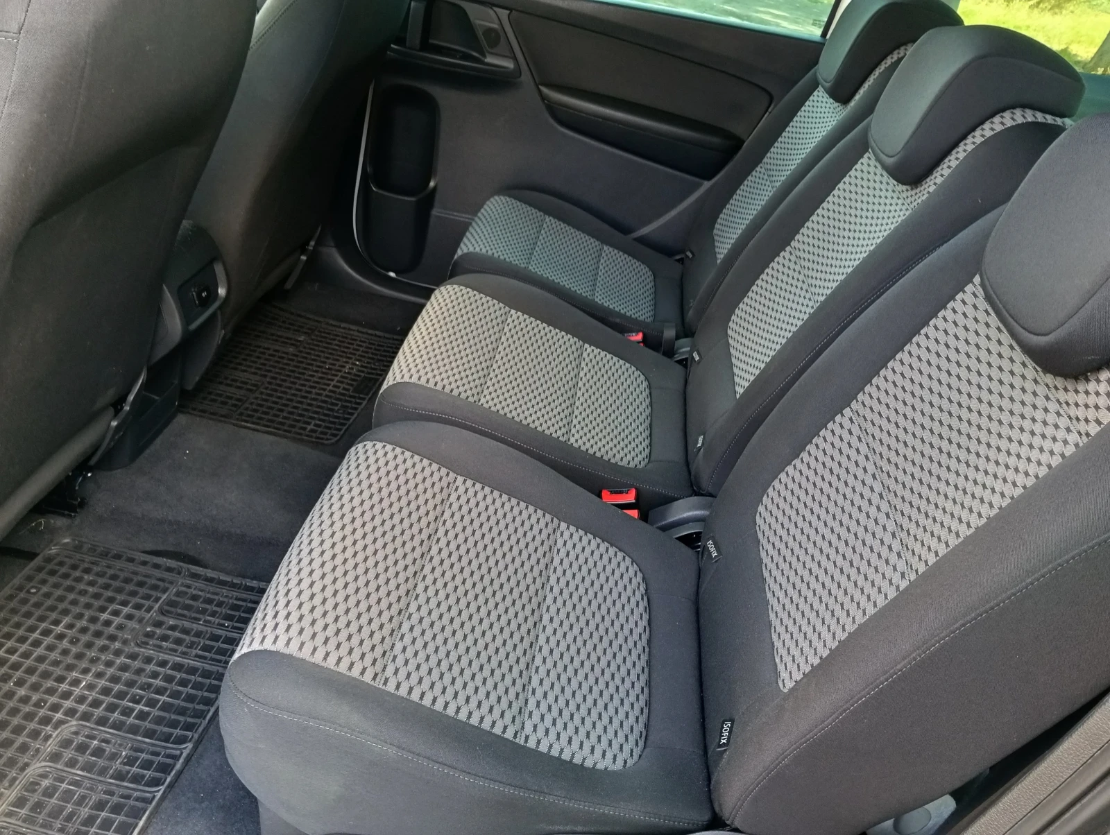 VW Sharan 2.0 TDI, снимка 7 - Автомобили и джипове - 55747071