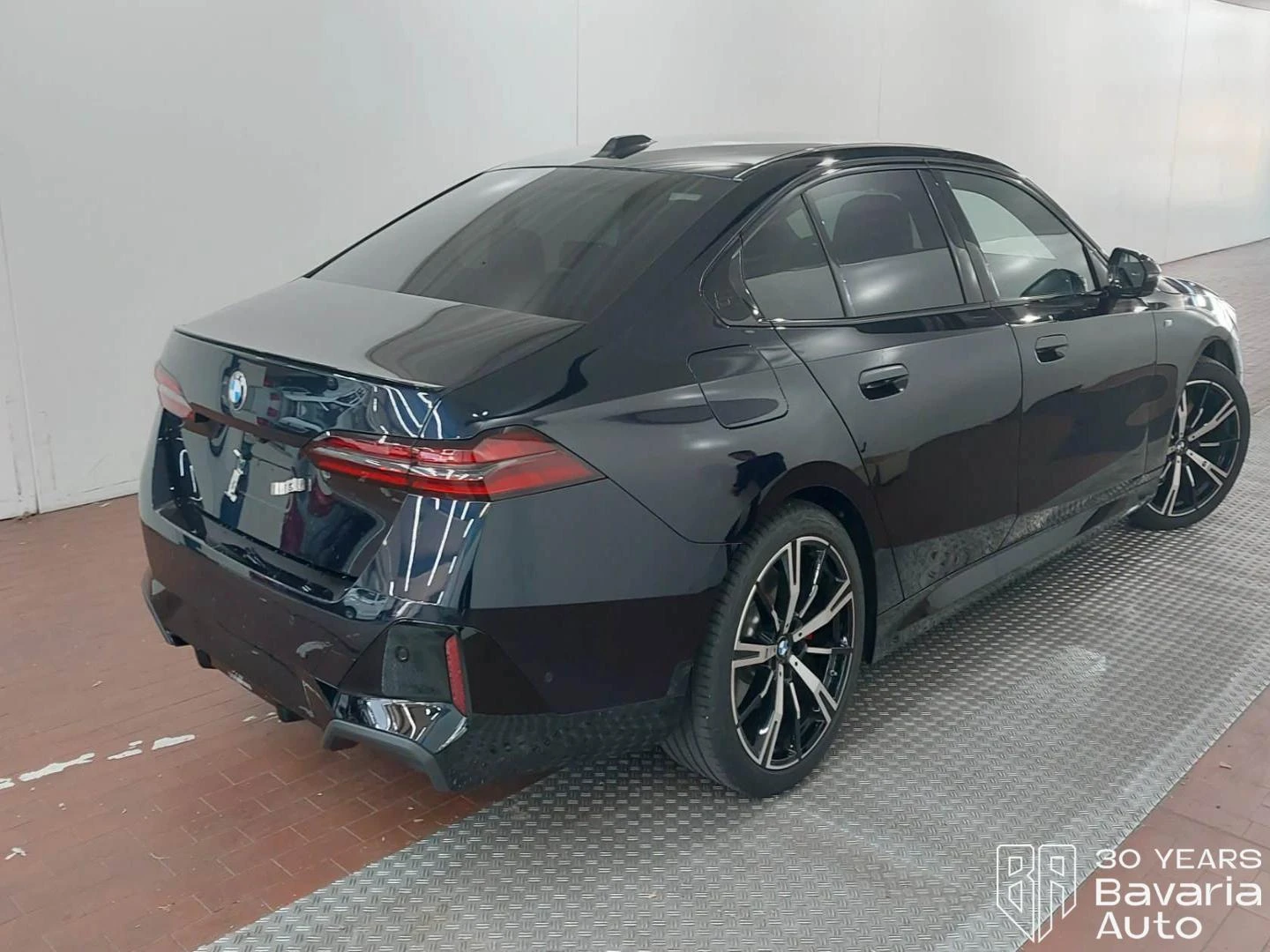 BMW 520 d M Sport PRO Steptronic, снимка 3 - Автомобили и джипове - 56131518