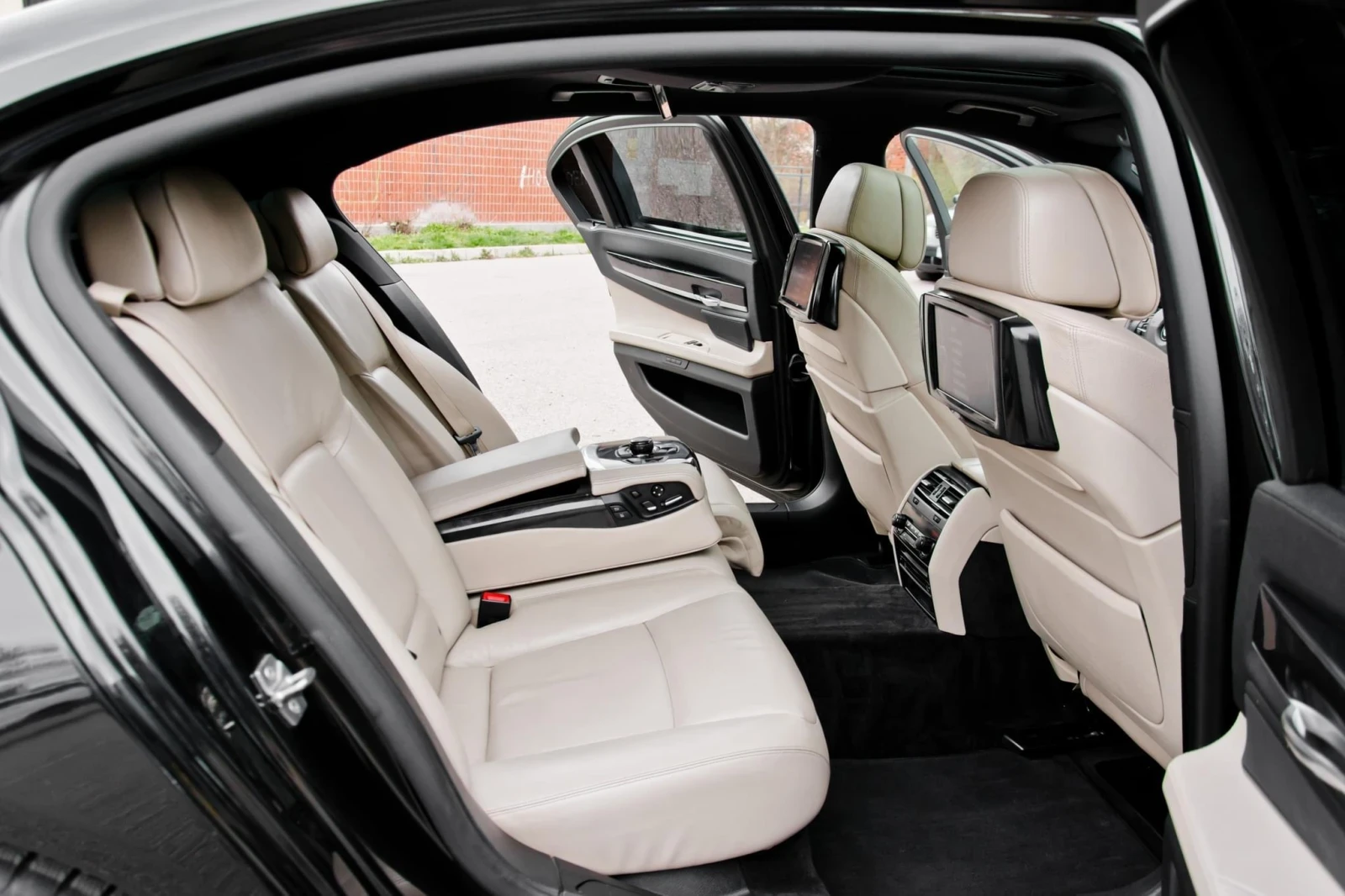 BMW 730 Long D, снимка 16 - Автомобили и джипове - 56138911