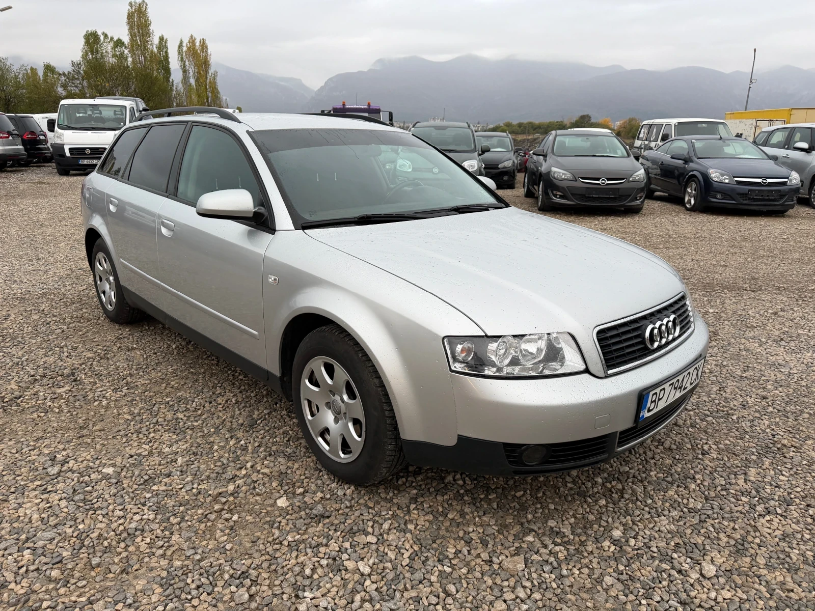 Audi A4 1.9TDI-131PS-КЛИМАТРОНИК, снимка 3 - Автомобили и джипове - 56719545