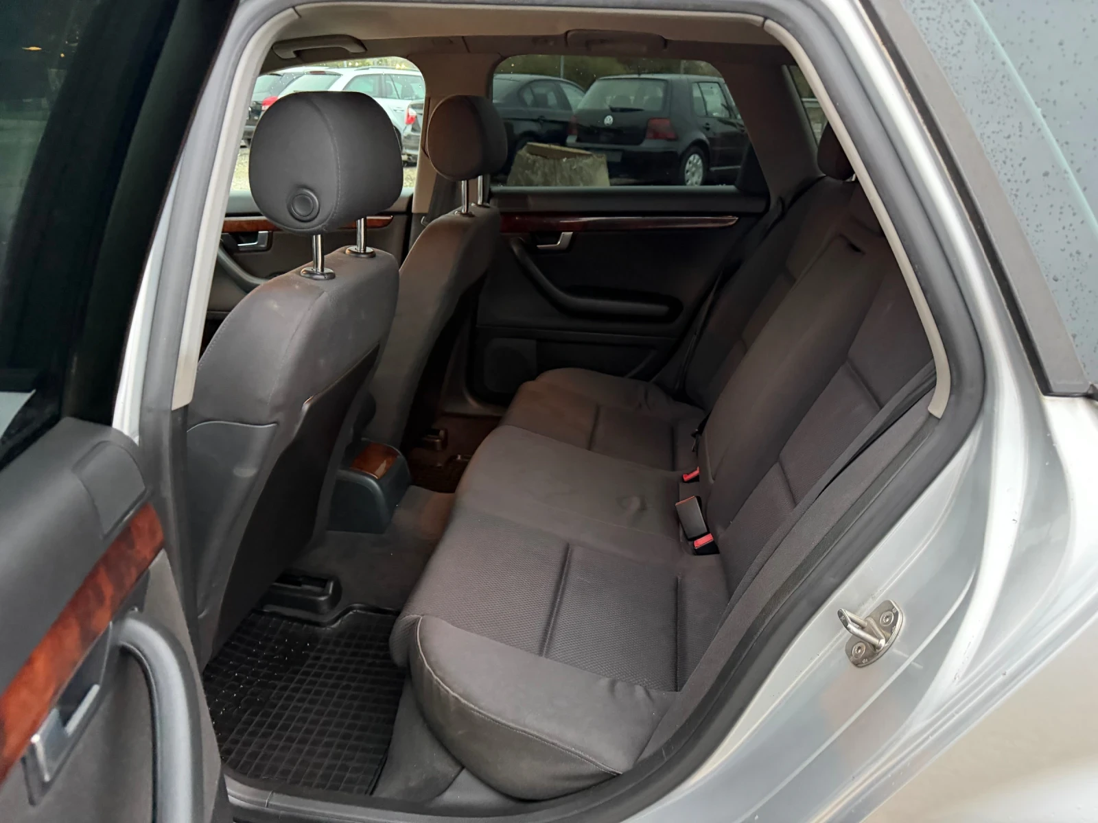 Audi A4 1.9TDI-131PS-КЛИМАТРОНИК, снимка 11 - Автомобили и джипове - 56719545