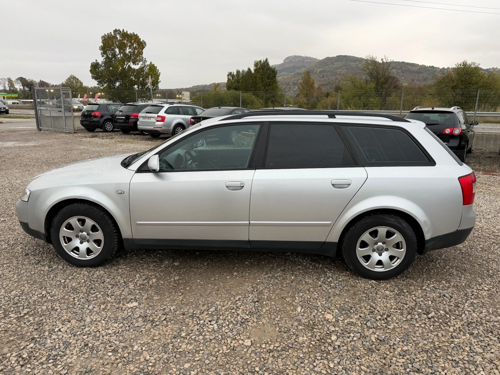 Audi A4 1.9TDI-131PS-КЛИМАТРОНИК, снимка 8 - Автомобили и джипове - 56719545