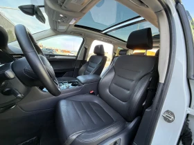 VW Touareg 3.6L* LED* PANO* ПОДГРЕВ* ТЕГЛИЧ, снимка 15