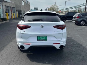 Alfa Romeo Stelvio * Veloce * 2 КЛЮЧА* ПОДГРЕВ* KEYLESS* PANO* , снимка 4