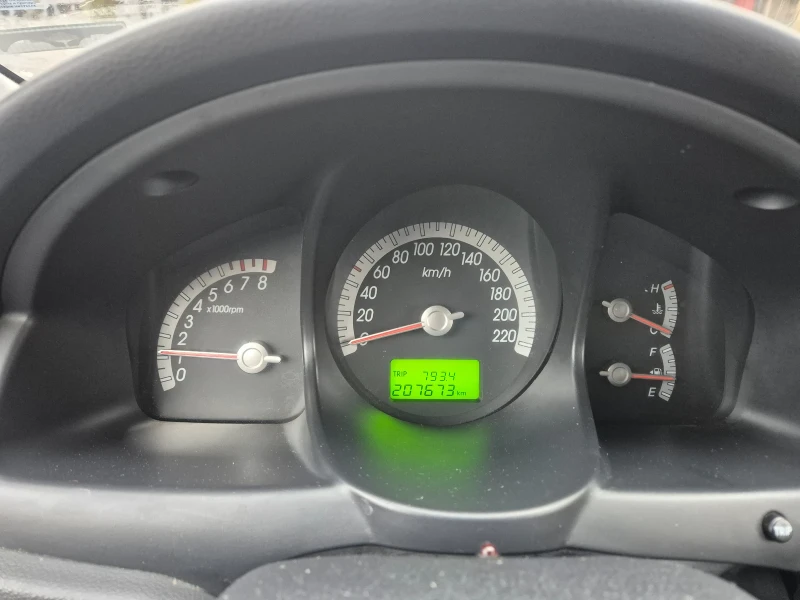 Kia Sportage 2.0 I 4x4, снимка 11 - Автомобили и джипове - 53018115