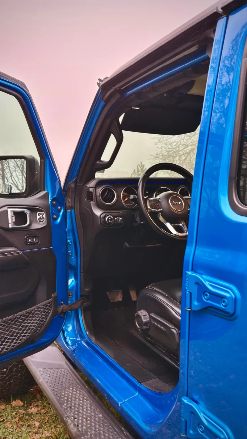 Jeep Gladiator, снимка 8 - Автомобили и джипове - 52861547