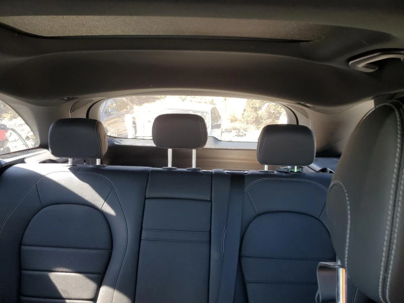 Mercedes-Benz GLC 300 4MATIC* BUMESTER* ПОДГРЕВ* PANO, снимка 10 - Автомобили и джипове - 53222677