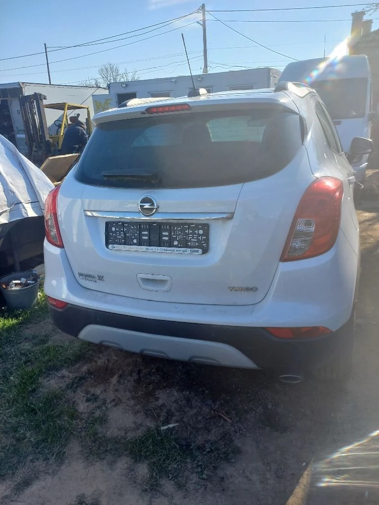 Opel Mokka 1.4, снимка 2 - Автомобили и джипове - 45944480