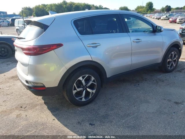 Kia Sportage LX, снимка 4 - Автомобили и джипове - 47410688