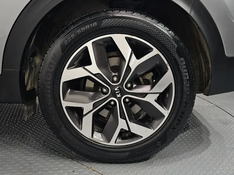 Kia Sportage The Bold Diesel 2.0 2Wd Prestige, снимка 5 - Автомобили и джипове - 55278702
