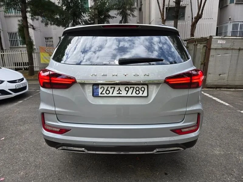 SsangYong Rexton, снимка 5 - Автомобили и джипове - 56740403
