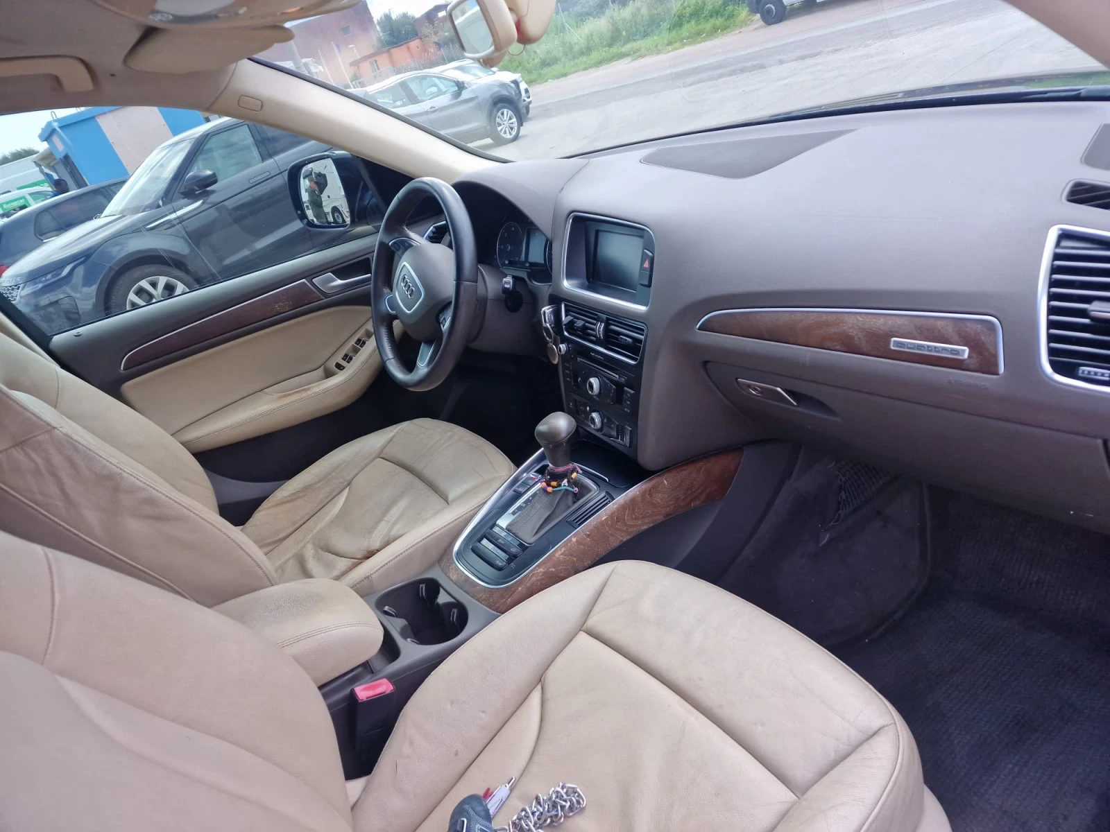 Audi Q5 2.0 TDI 177 k.c, снимка 16 - Автомобили и джипове - 53663332