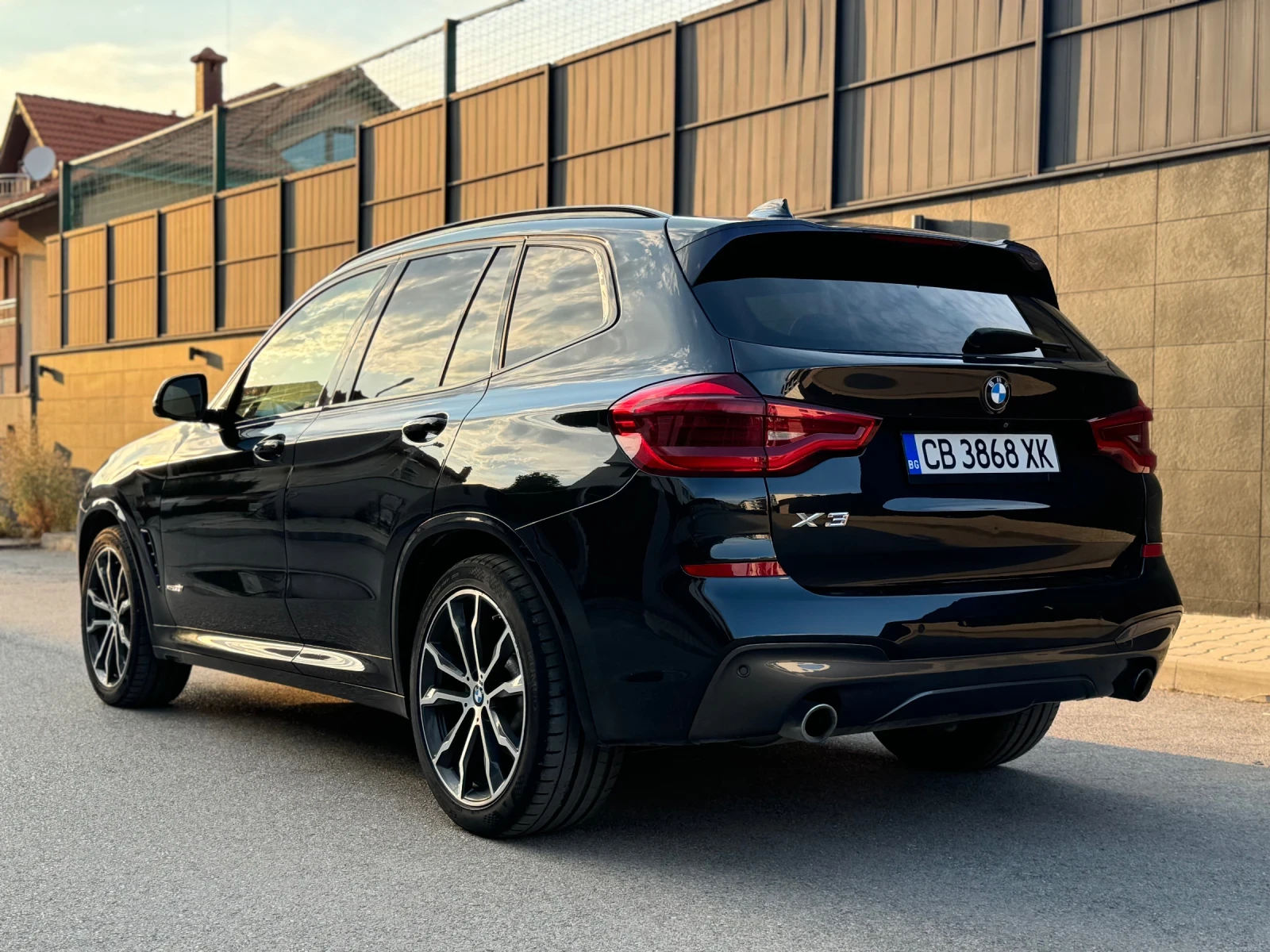 BMW X3 xDrive30i M Pack, LED фарове, Кожа, Панорама  - изображение 4