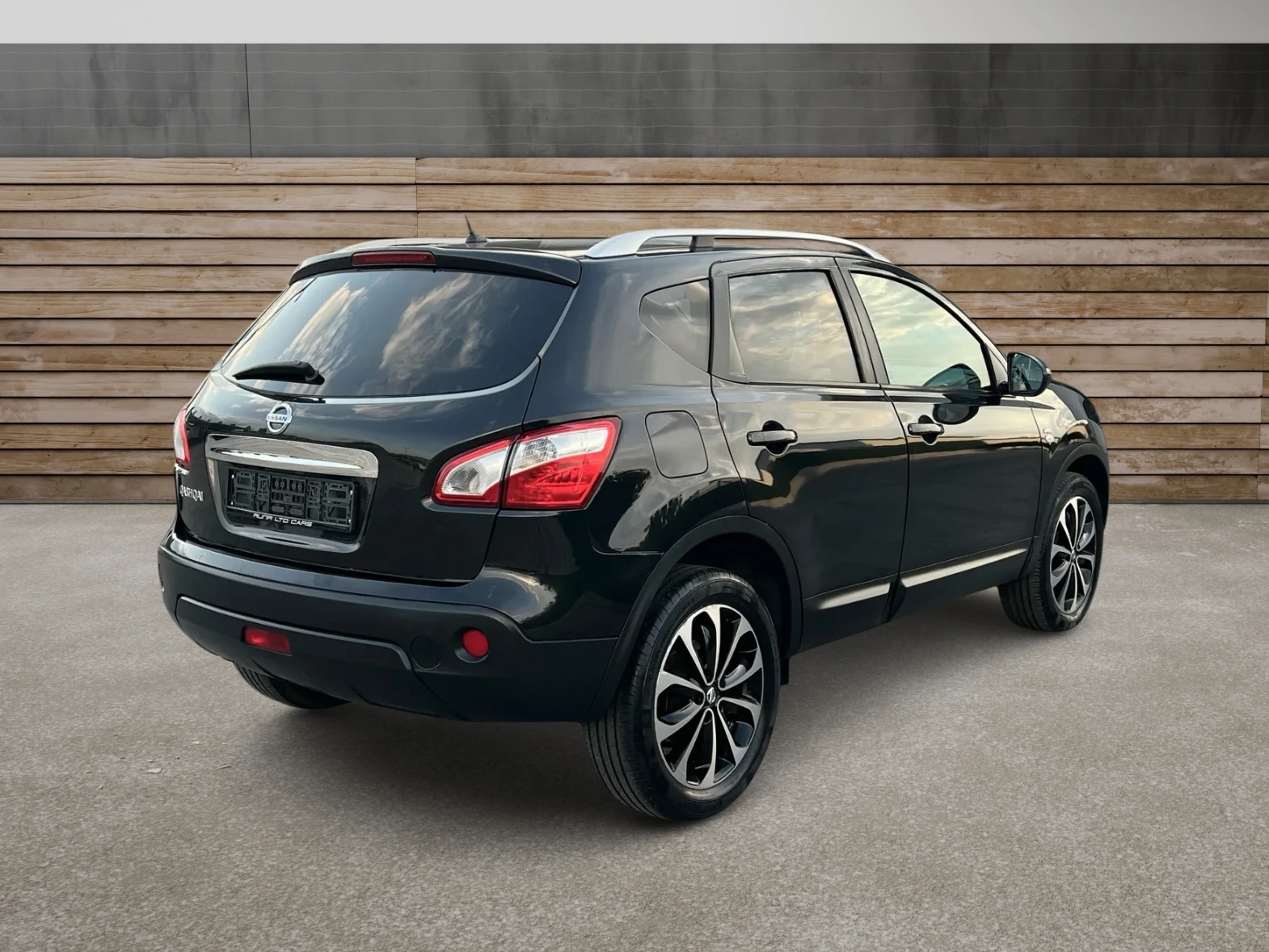 Nissan Qashqai 1.6dCi N-Tec Панорама Навигация Климатроник - изображение 4