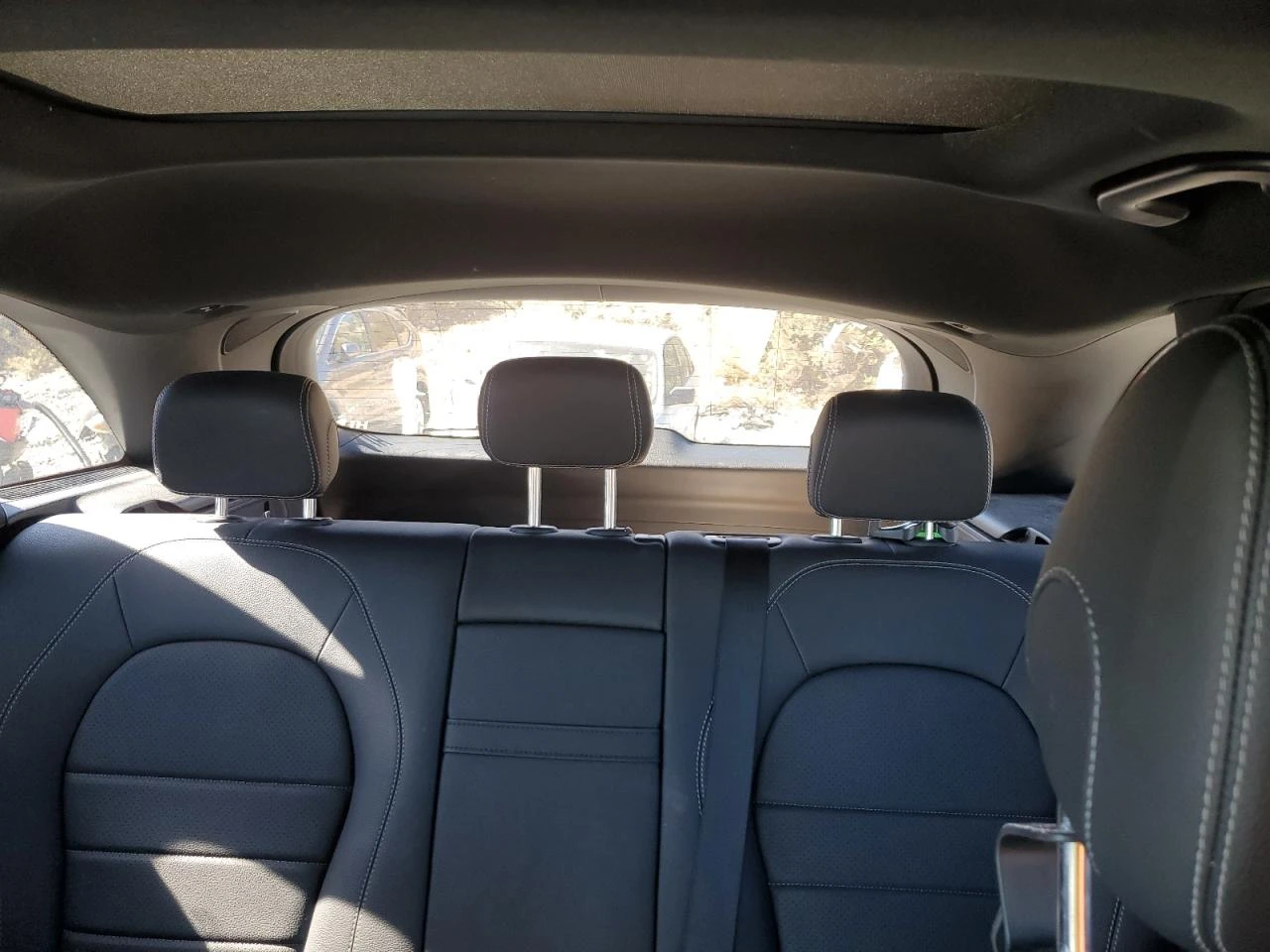 Mercedes-Benz GLC 300 4MATIC* BUMESTER* ПОДГРЕВ* PANO - изображение 10