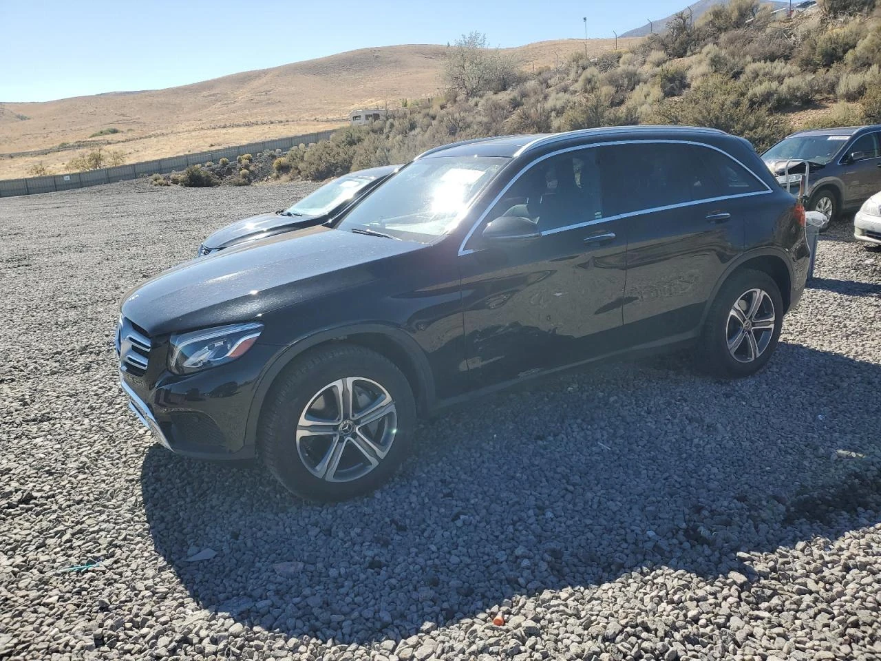 Mercedes-Benz GLC 300 4MATIC* BUMESTER* ПОДГРЕВ* PANO - изображение 2