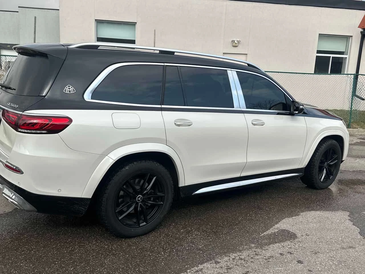 Mercedes-Benz GLS * Maybach 600 * CARFAX * БЕЗ ПЪРВОНАЧАЛНА ВНОСКА, снимка 3 - Автомобили и джипове - 53820110