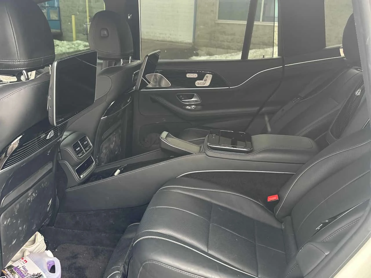 Mercedes-Benz GLS * Maybach 600 * CARFAX * БЕЗ ПЪРВОНАЧАЛНА ВНОСКА, снимка 11 - Автомобили и джипове - 53820110