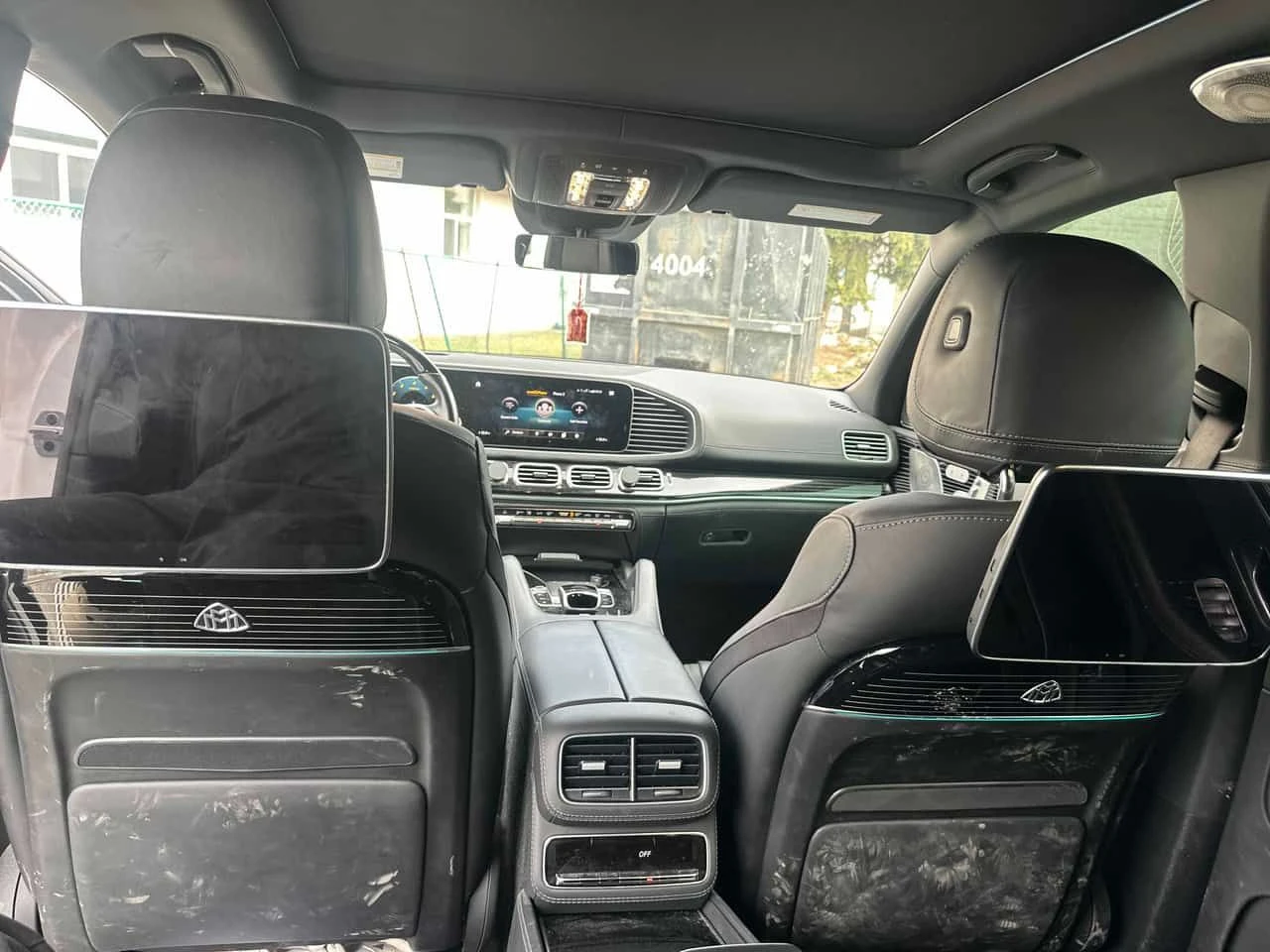 Mercedes-Benz GLS * Maybach 600 * CARFAX * БЕЗ ПЪРВОНАЧАЛНА ВНОСКА, снимка 14 - Автомобили и джипове - 53820110