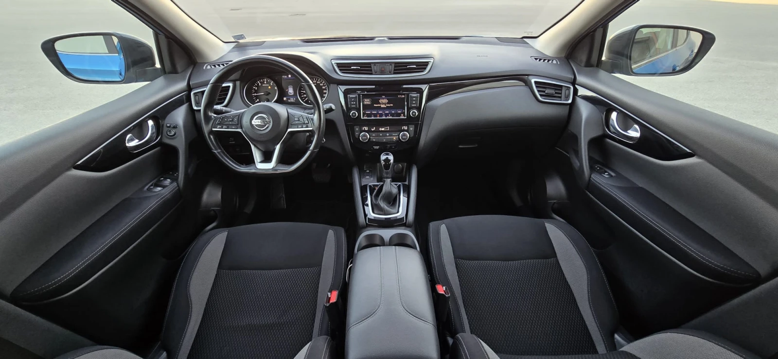 Nissan Qashqai, снимка 11 - Автомобили и джипове - 53834038