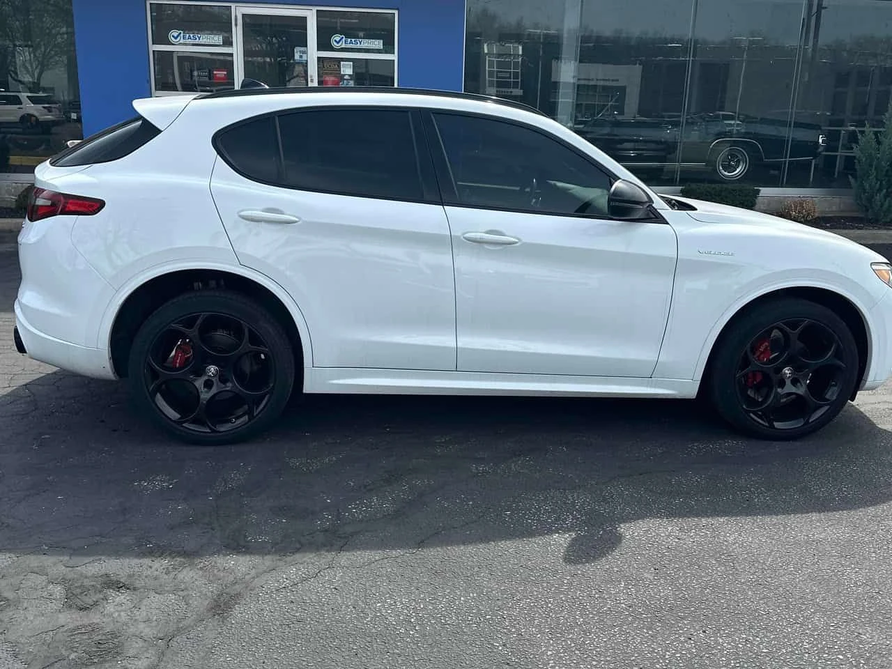 Alfa Romeo Stelvio * Veloce * 2 КЛЮЧА* ПОДГРЕВ* KEYLESS* PANO* , снимка 3 - Автомобили и джипове - 54462253