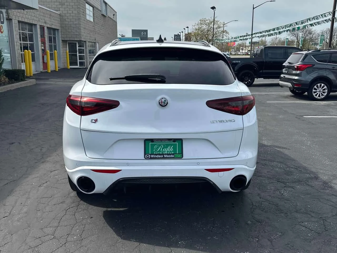 Alfa Romeo Stelvio * Veloce * 2 КЛЮЧА* ПОДГРЕВ* KEYLESS* PANO* , снимка 4 - Автомобили и джипове - 54462253