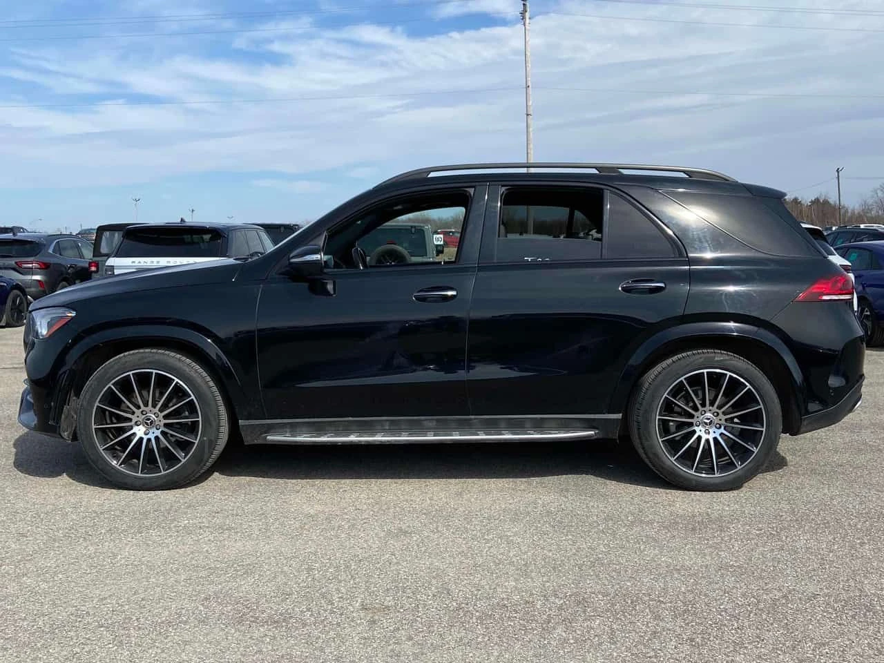 Mercedes-Benz GLE 350 * CARFAX * БЕЗ ПЪРВОНАЧАЛНА ВНОСКА, снимка 2 - Автомобили и джипове - 54501471