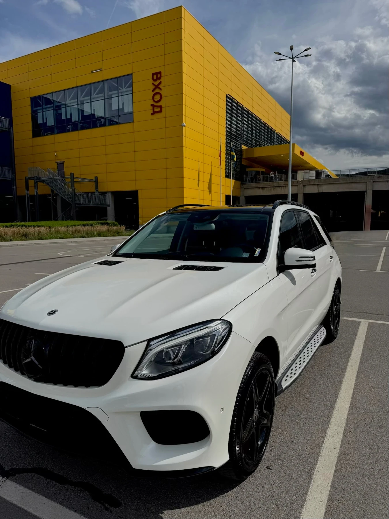 Mercedes-Benz GLE 400, снимка 5 - Автомобили и джипове - 54512884