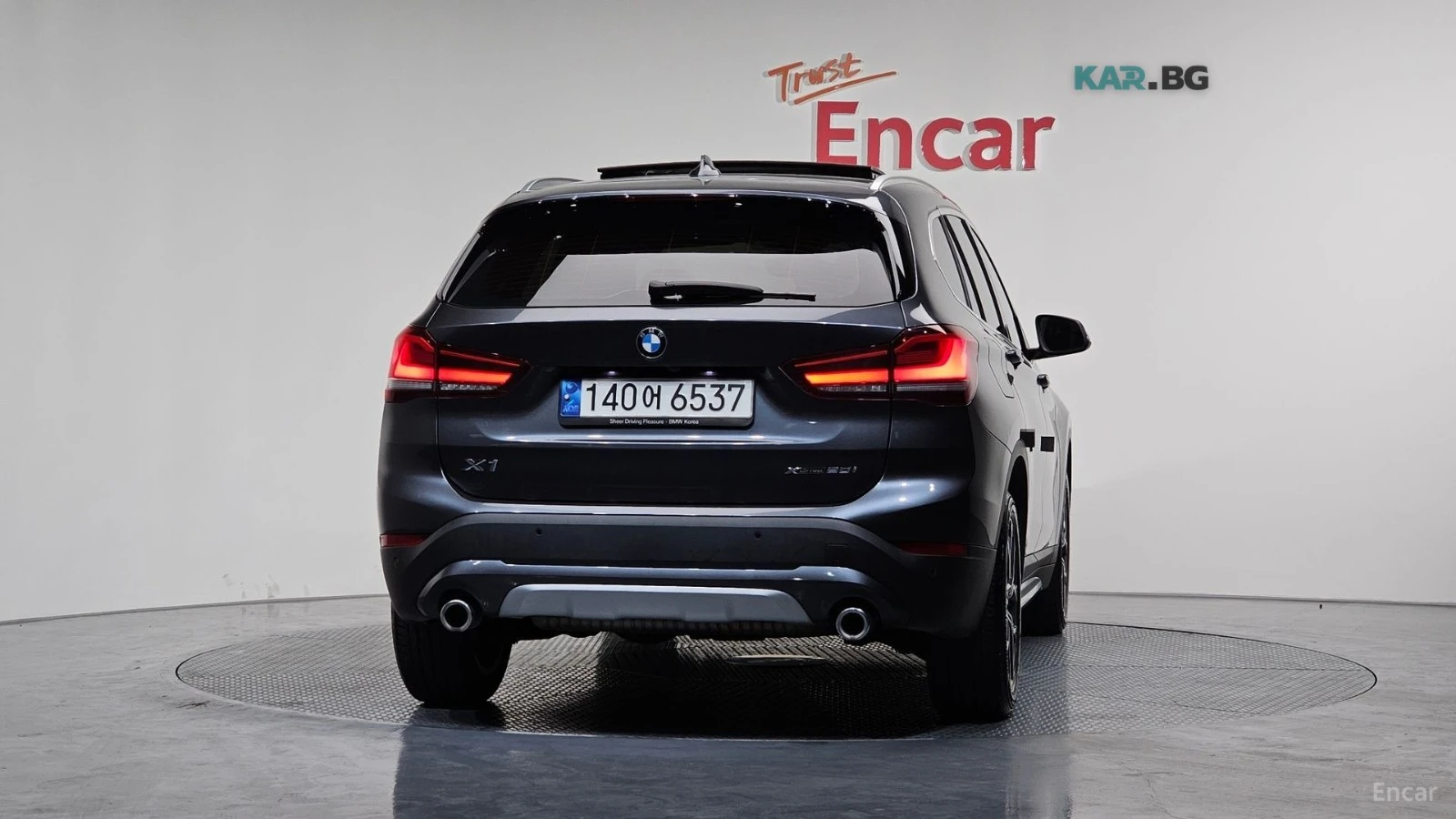 BMW X1 * ПАНО* KEYLESS* Camera* ПОДГРЕВ* , снимка 4 - Автомобили и джипове - 55101335