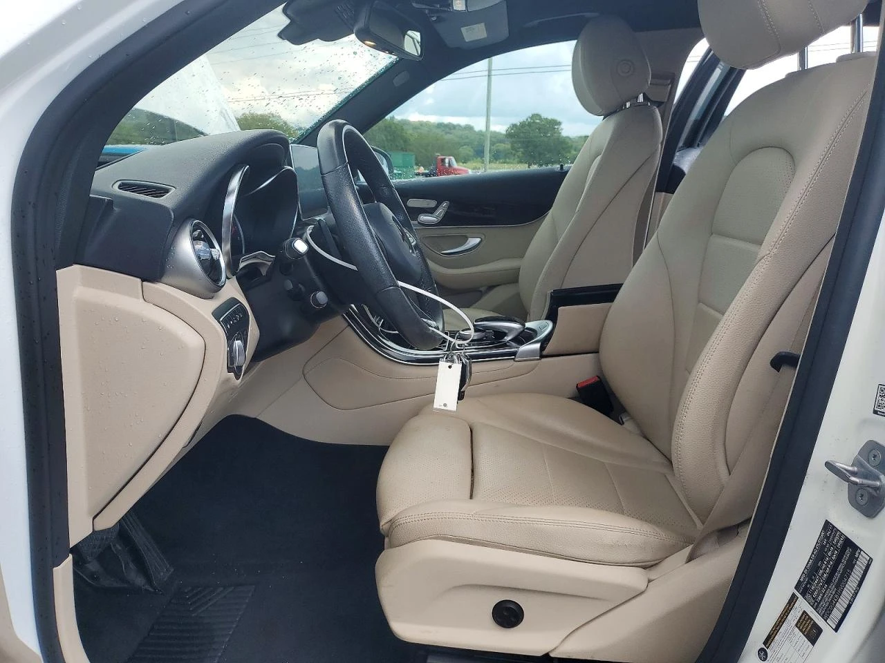 Mercedes-Benz GLC 300 2.0l 4Matic, снимка 7 - Автомобили и джипове - 55773123