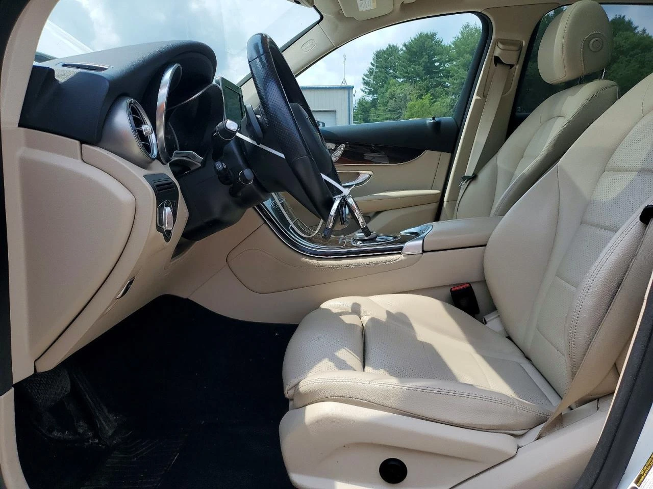 Mercedes-Benz GLC 300 2.0l 4Matic, снимка 7 - Автомобили и джипове - 55773169