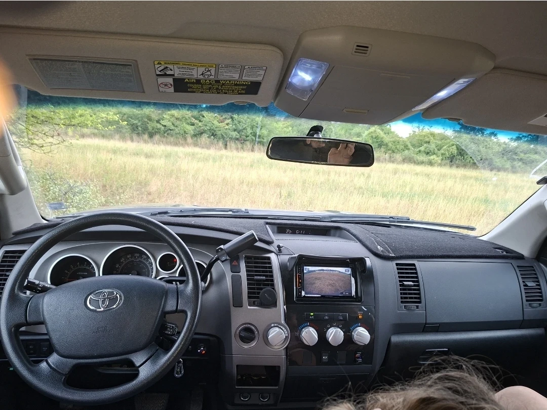 Toyota Tundra, снимка 13 - Автомобили и джипове - 55899179