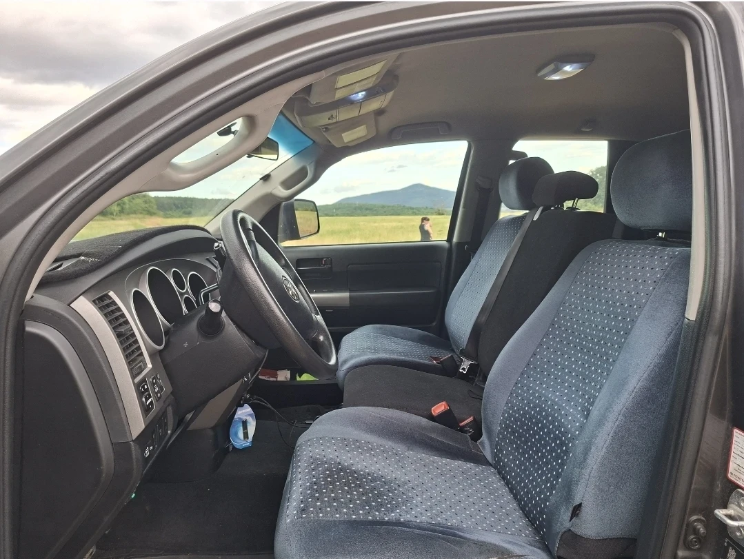 Toyota Tundra, снимка 6 - Автомобили и джипове - 55899179