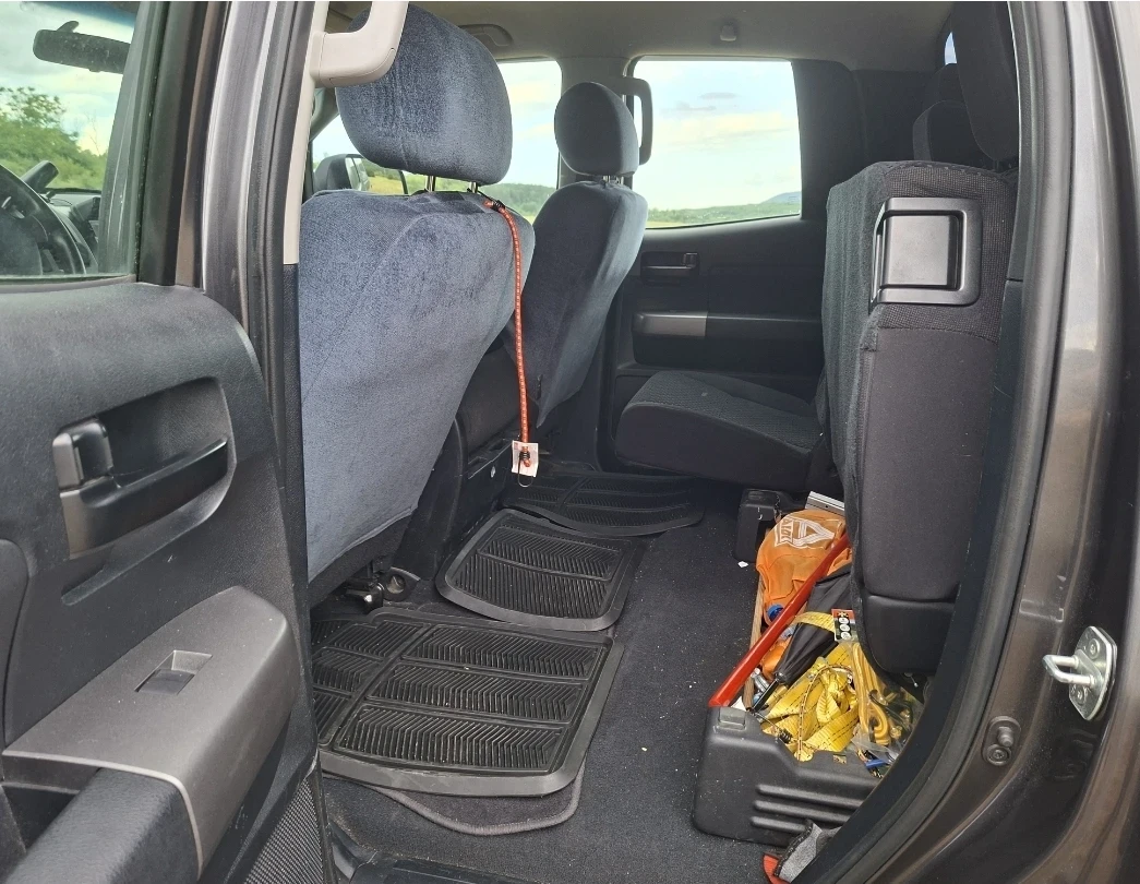 Toyota Tundra, снимка 9 - Автомобили и джипове - 55899179