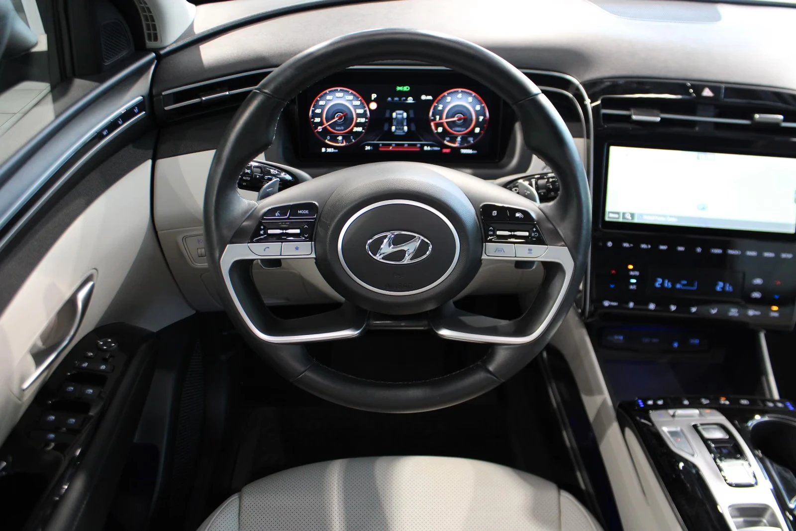 Hyundai Tucson 1.6 T-GDI Plug-in Hybrid Exellence 4x4, снимка 7 - Автомобили и джипове - 55935812