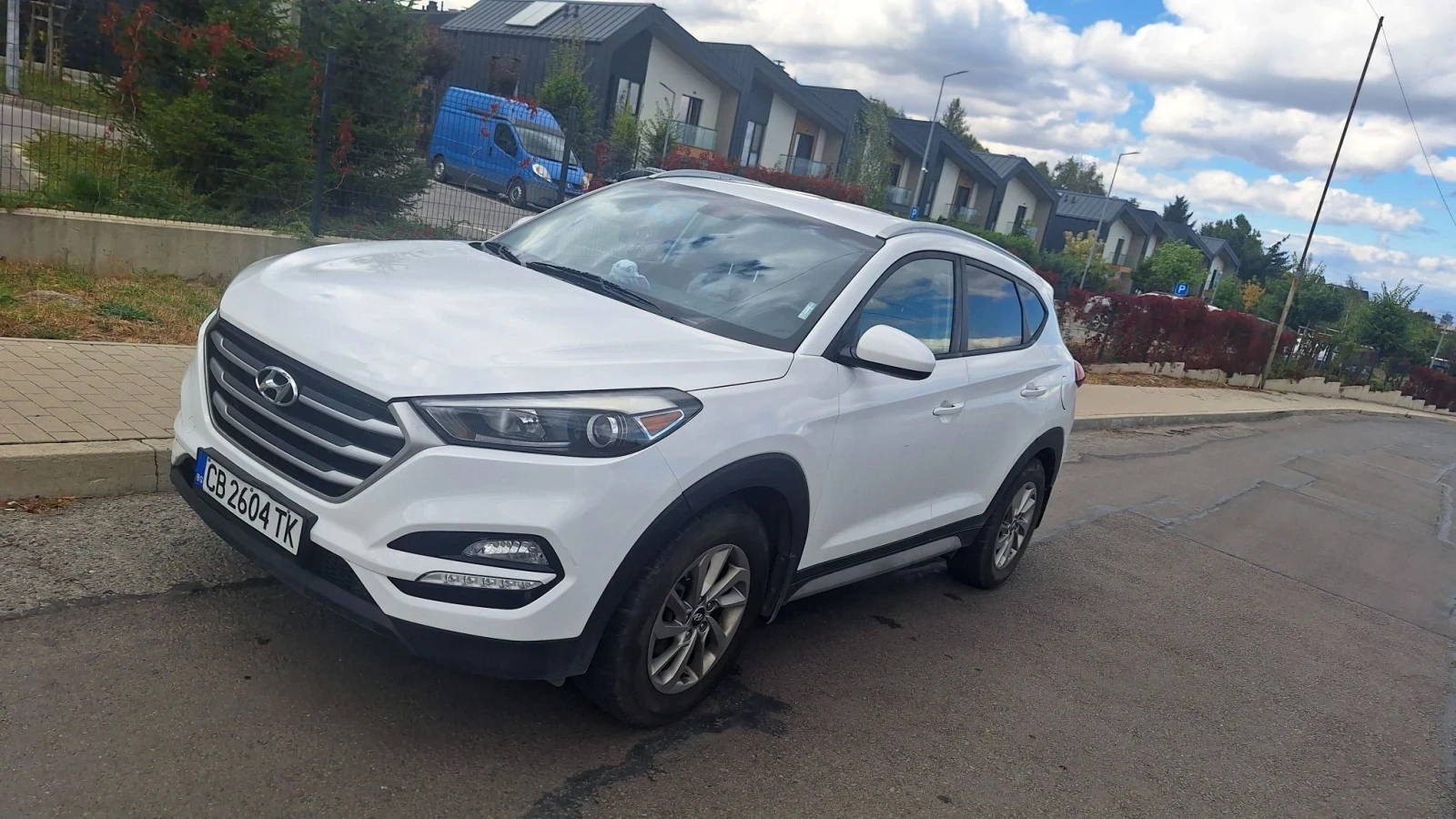 Hyundai Tucson 2.0 4x4, снимка 3 - Автомобили и джипове - 56246566