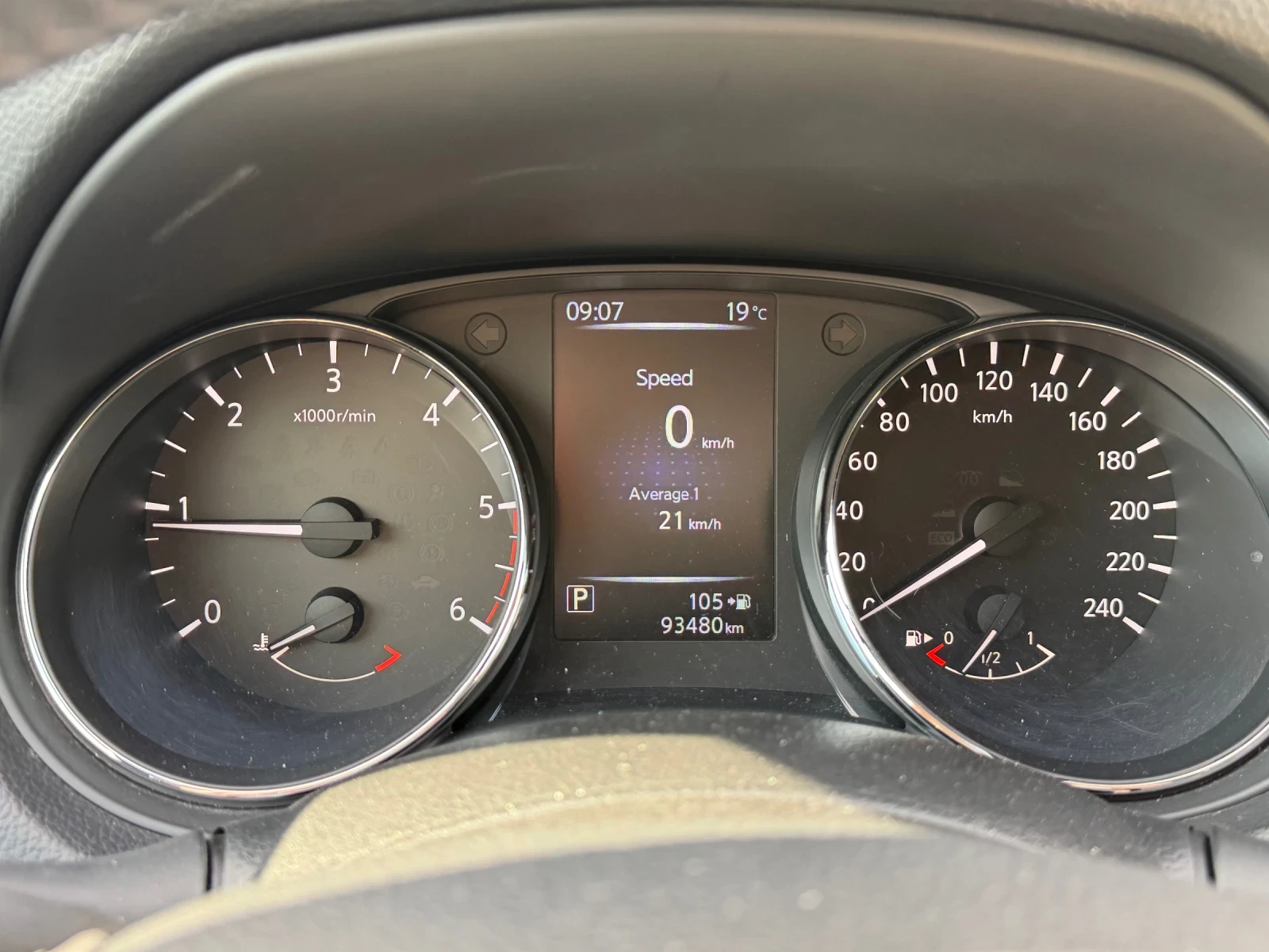 Nissan Qashqai, снимка 7 - Автомобили и джипове - 56294021
