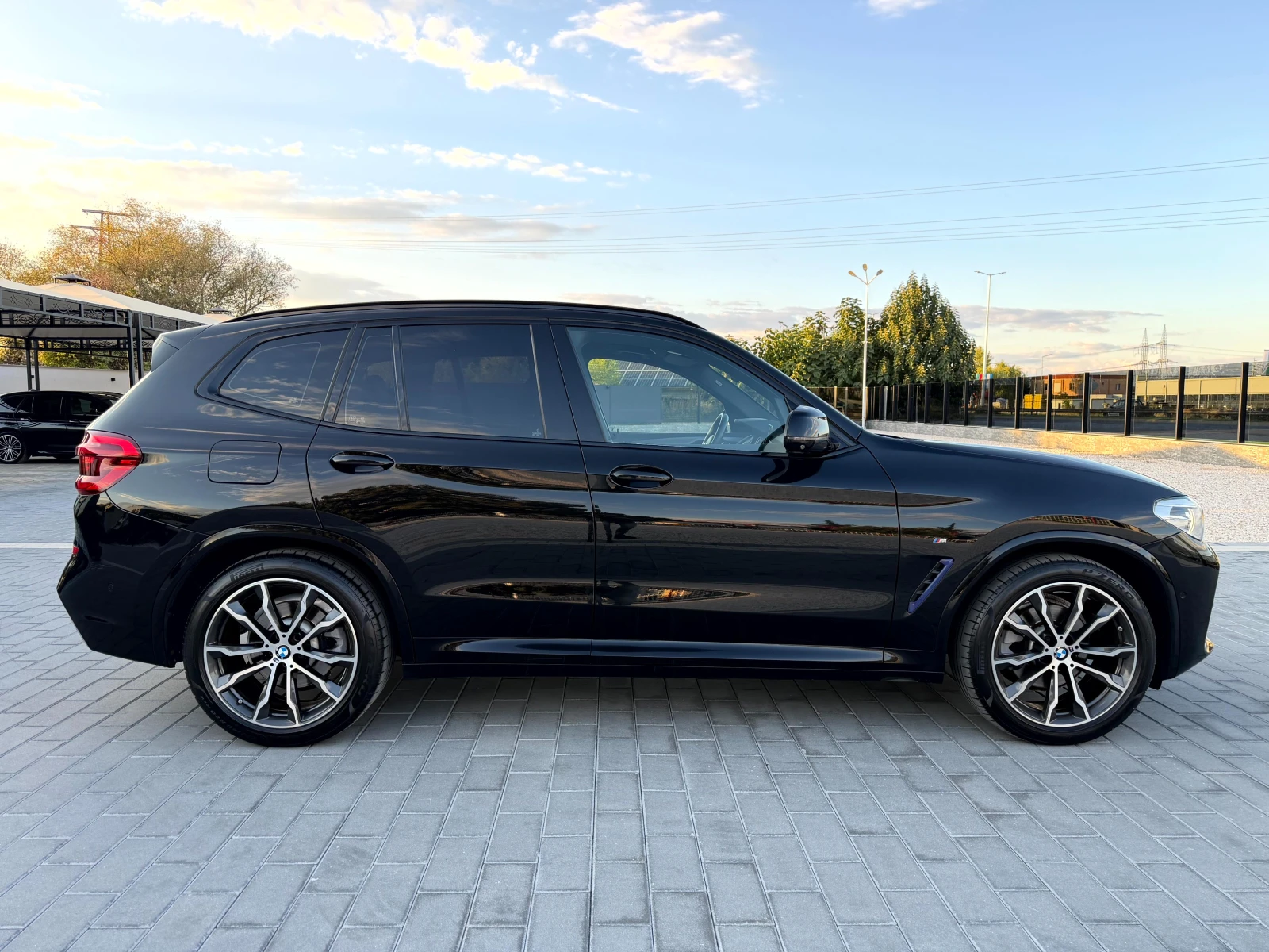 BMW X3 2.0d X-DRIVE M-SPORT* 360КАМЕРИ* ПЪЛНА СЕРВ.ИСТОРИ, снимка 4 - Автомобили и джипове - 56346770