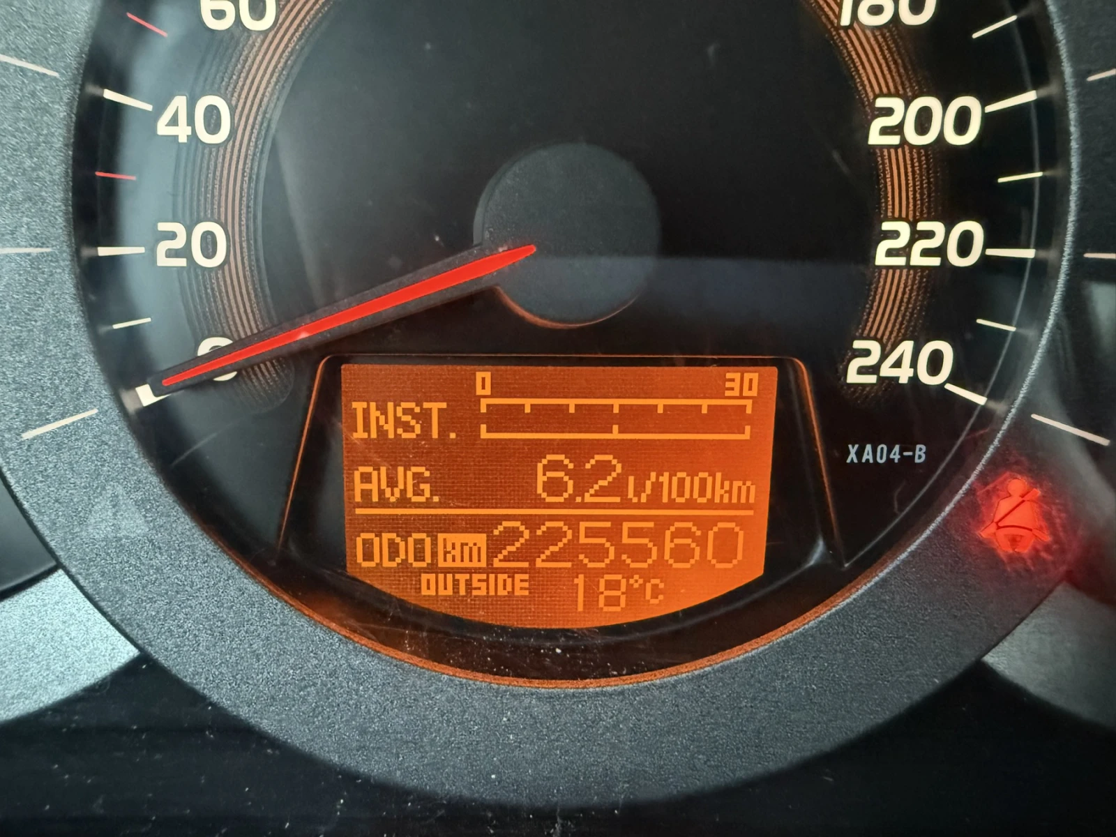 Toyota Rav4 2.2 D4D 4X4 FACE, снимка 11 - Автомобили и джипове - 56425257