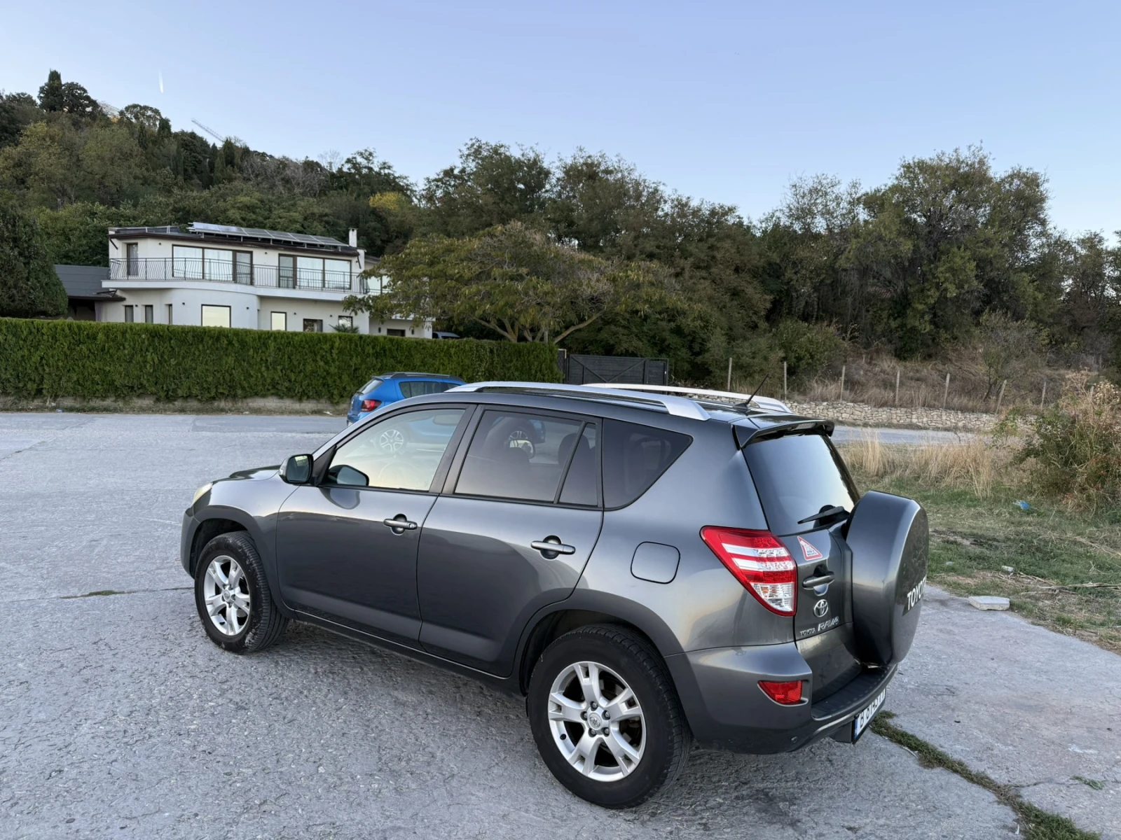 Toyota Rav4 2.2 D4D 4X4 FACE, снимка 5 - Автомобили и джипове - 56425257