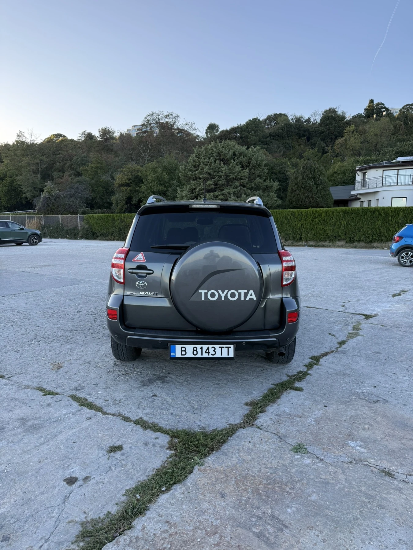 Toyota Rav4 2.2 D4D 4X4 FACE, снимка 6 - Автомобили и джипове - 56425257