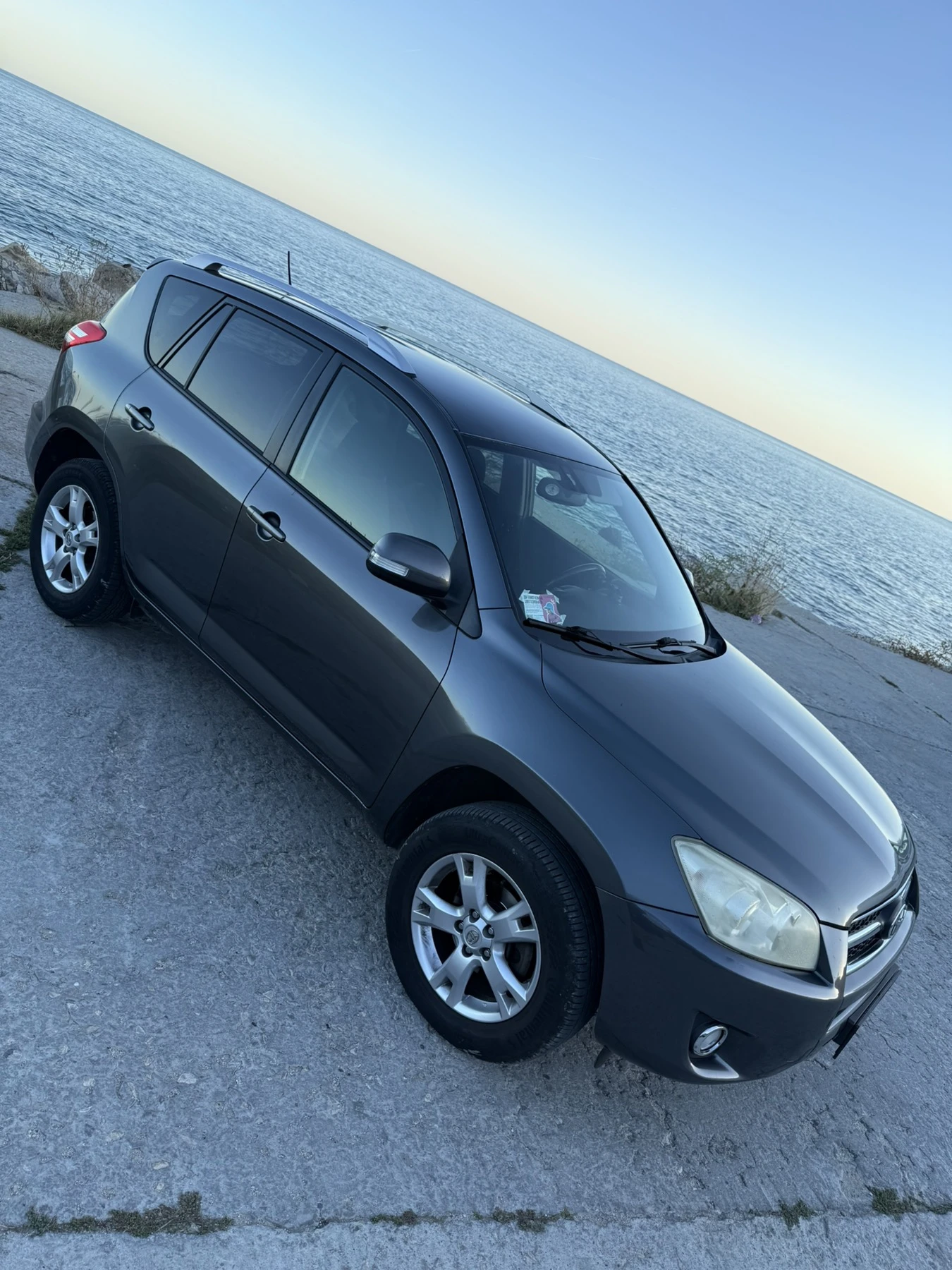 Toyota Rav4 2.2 D4D 4X4 FACE, снимка 7 - Автомобили и джипове - 56425257
