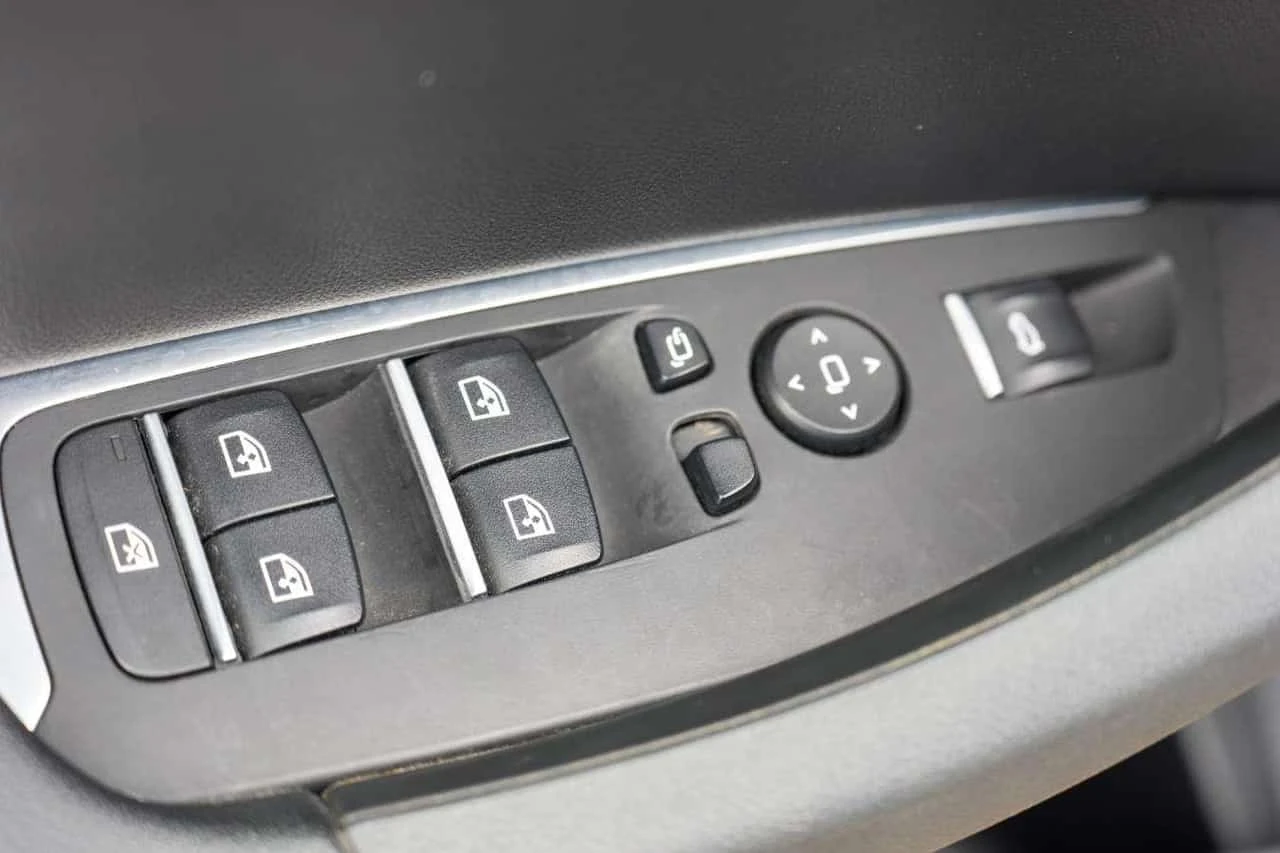 BMW X3 * 30i Sports Activity Vehicle | AWD | NAVI | LEATH | Mobile.bg � ����������� 17