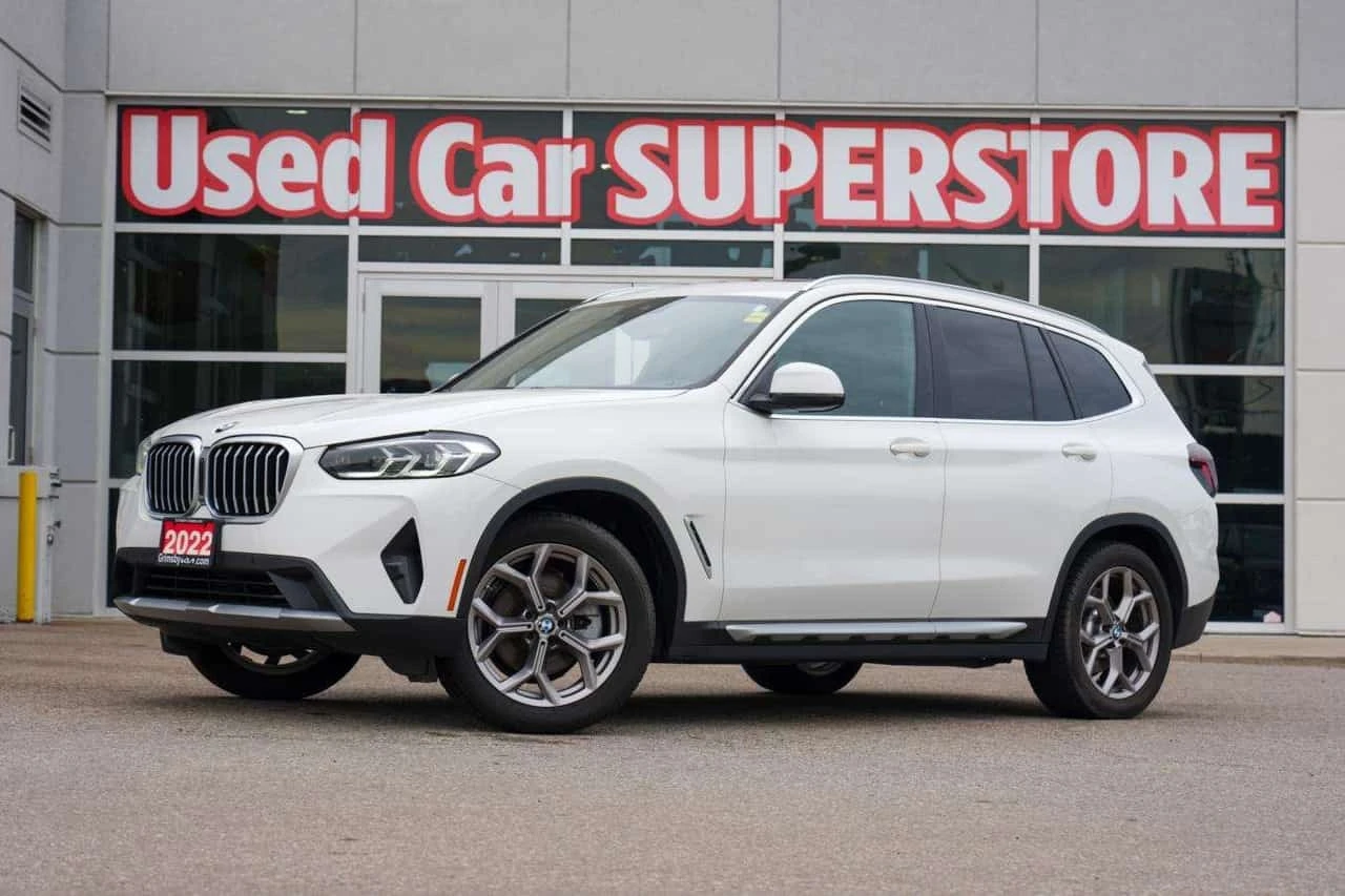 BMW X3 * 30i Sports Activity Vehicle | AWD | NAVI | LEATH