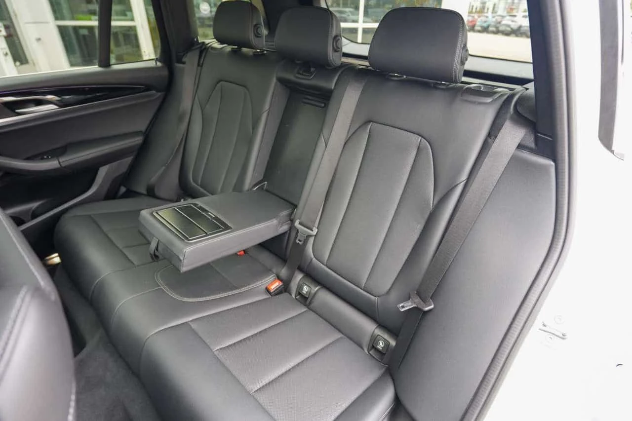 BMW X3 * 30i Sports Activity Vehicle | AWD | NAVI | LEATH | Mobile.bg � ����������� 9