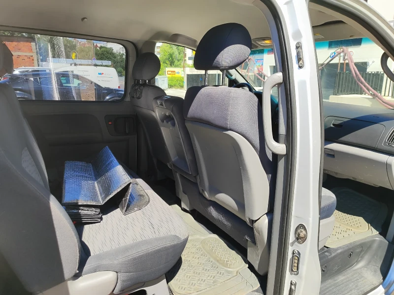 Hyundai H1 2.5tdi, снимка 9 - Бусове и автобуси - 52682683
