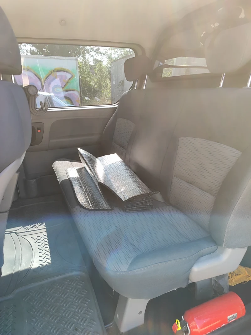 Hyundai H1 2.5tdi, снимка 8 - Бусове и автобуси - 52682683