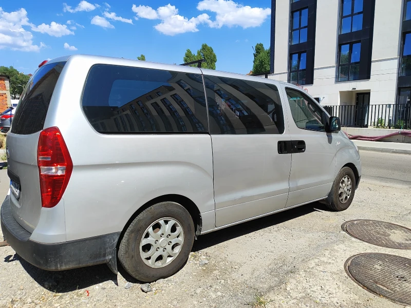 Hyundai H1 2.5tdi, снимка 3 - Бусове и автобуси - 52682683