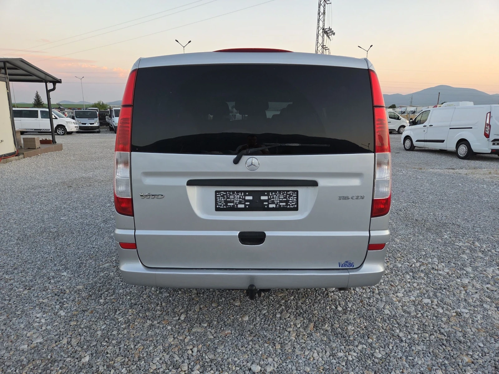 Mercedes-Benz Vito 116 CDI, Пътнически, Климатик, 9 местен, Две стран - изображение 4