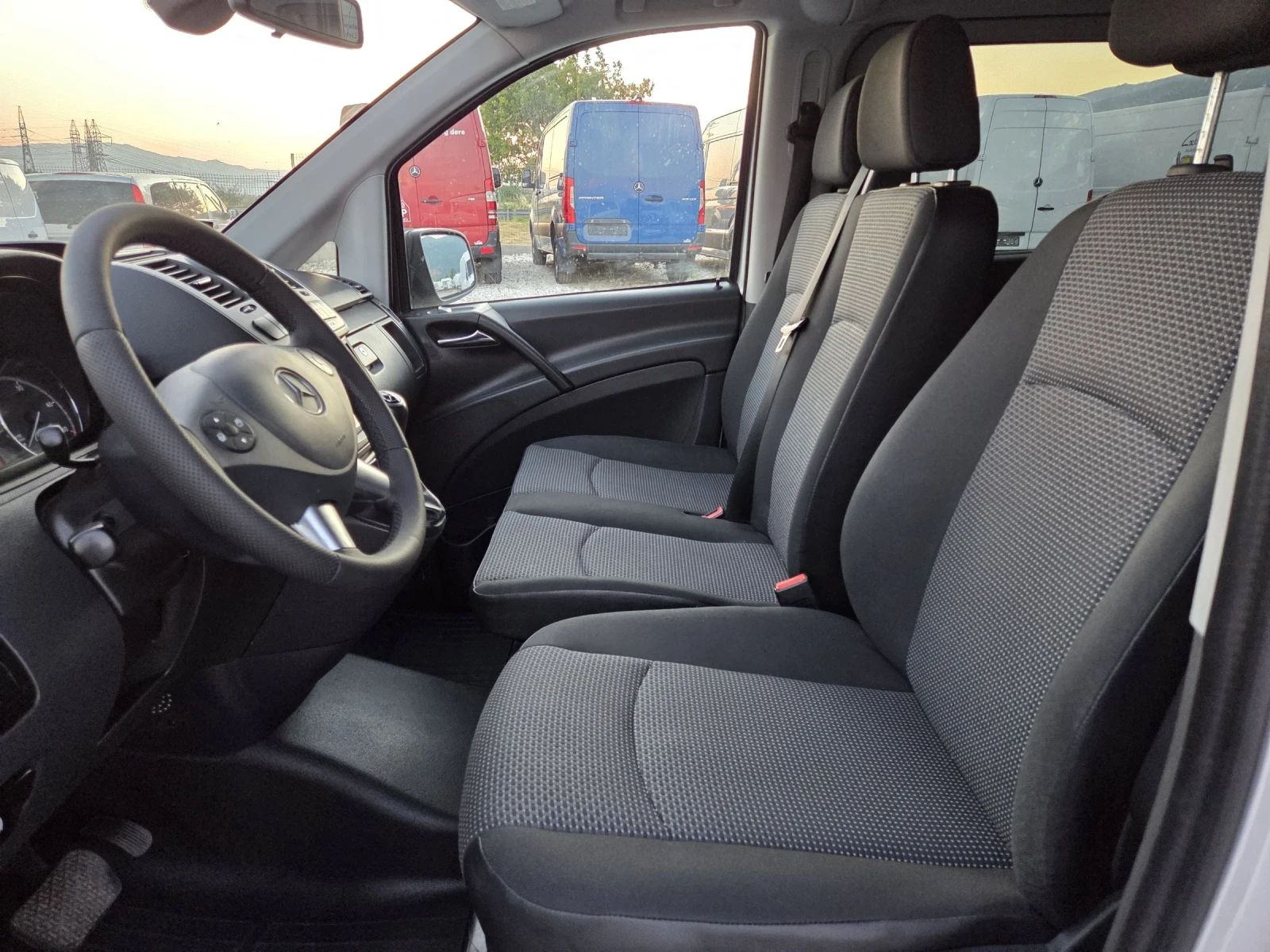 Mercedes-Benz Vito 116 CDI, Пътнически, Климатик, 9 местен, Две стран - изображение 9